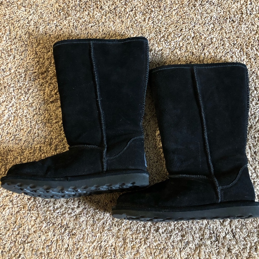 BearPaw Winter Boots